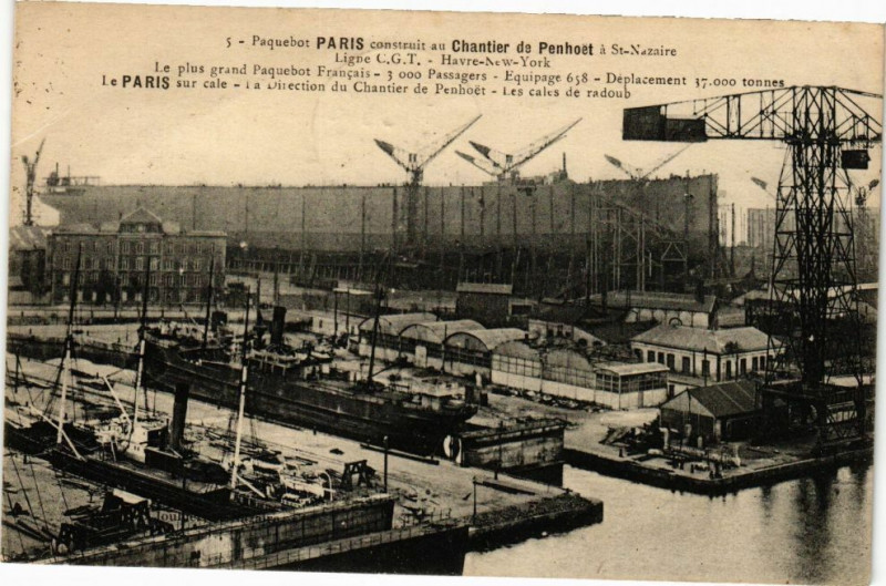 Carte postale ancienne Paquebot Paris construit au Chantier de Penhoet a Saint-Nazaire à Saint-Nazaire