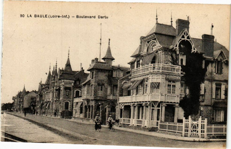 Carte postale ancienne La Baule-Boulevard Darlu