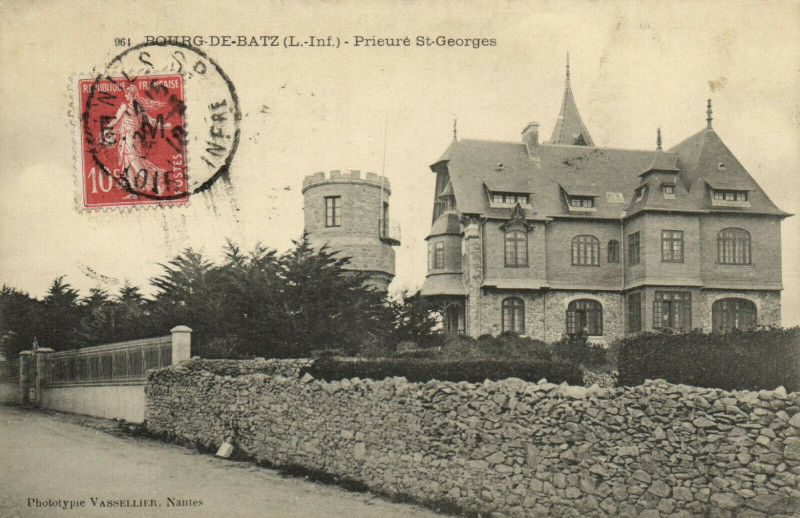 Carte postale ancienne Bourg-de-Batz - Prieure Saint-Georges