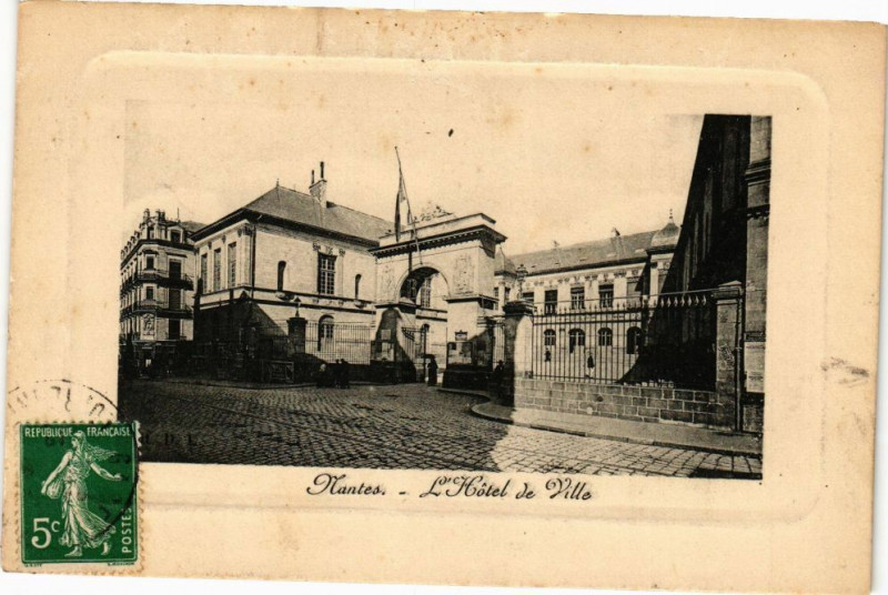 Carte postale ancienne Nantes - L'Hotel de Ville à Nantes