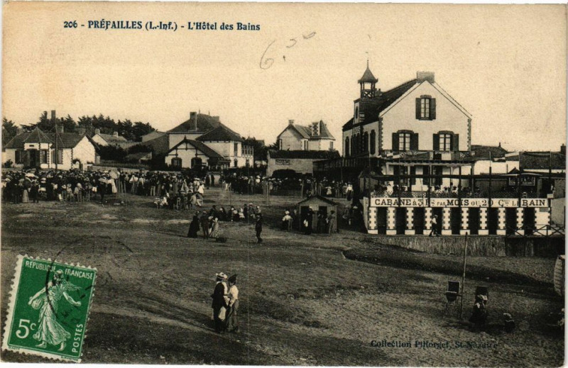 Carte postale ancienne Prefailles - L'Hotel des Bains à Préfailles