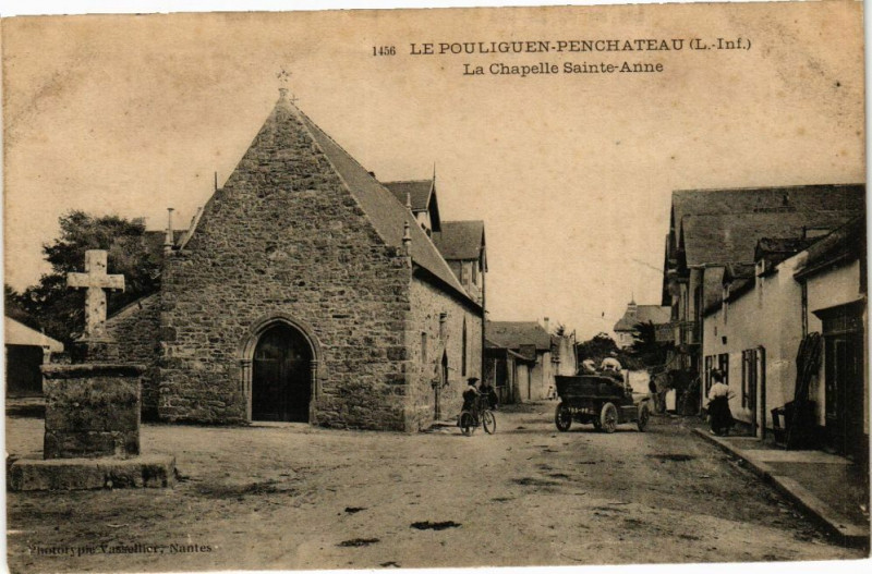 Carte postale ancienne Le Pouliguen - PenChateau - La Chapelle Sainte-Anne au Pouliguen