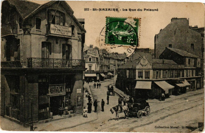 Carte postale ancienne Saint-Nazaire - La Rue du Prieure à Saint-Nazaire