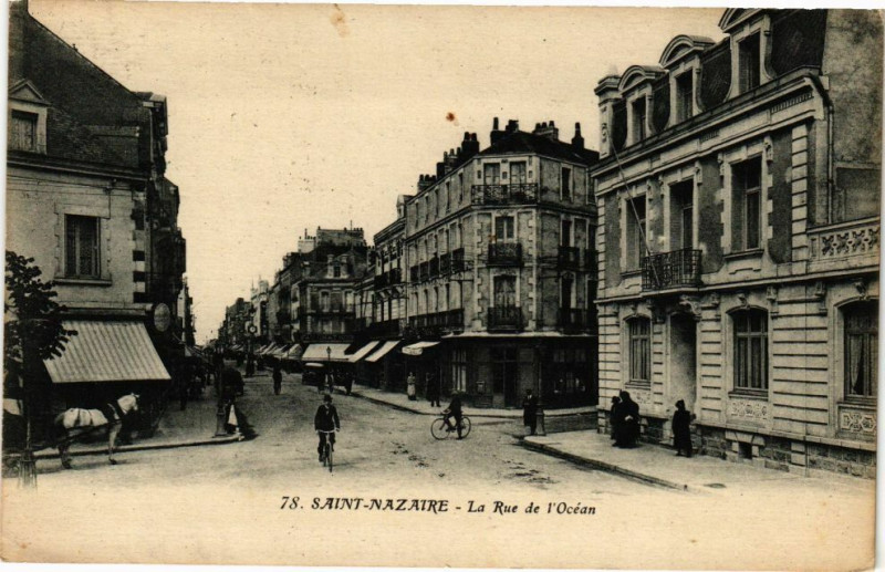 Carte postale ancienne Saint-Nazaire - La Rue de l'Ocean à Saint-Nazaire