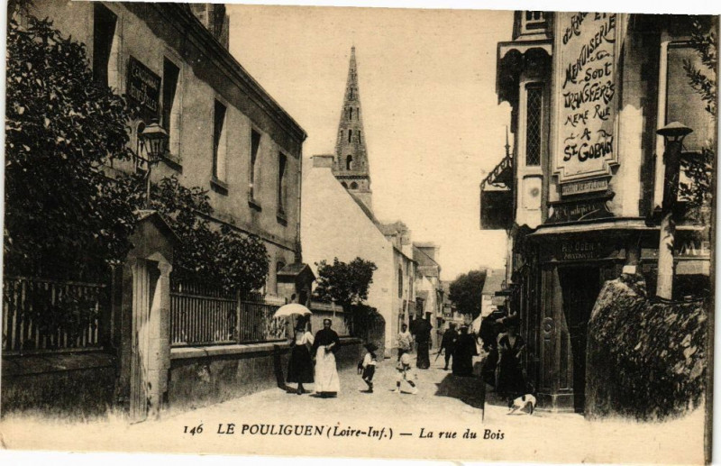 Carte postale ancienne Le Pouliguen - La rue du Bois au Pouliguen