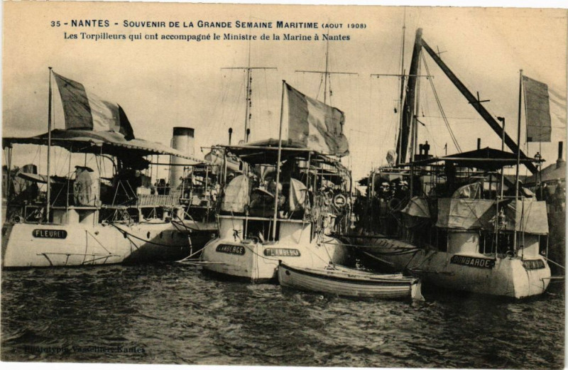 Carte postale ancienne Nantes - Souvenir de la Grande Semaine Maritime (Aout 1908) à Nantes