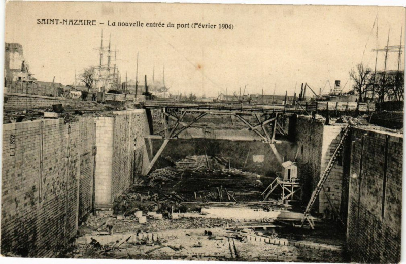 Carte postale ancienne Saint-Nazaire - La nouvelle entrée du port (Fevrier 1904) à Saint-Nazaire