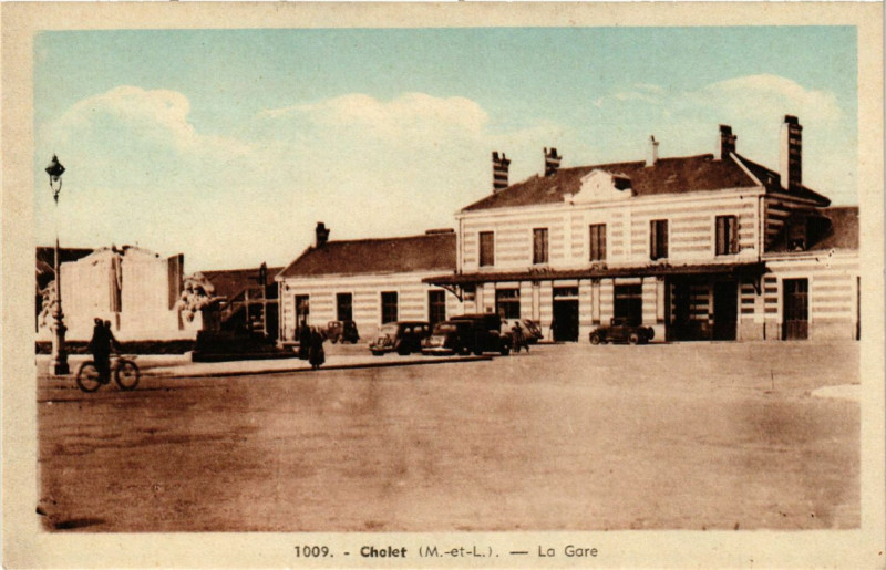 Carte postale ancienne Cholet - La Gare à Cholet