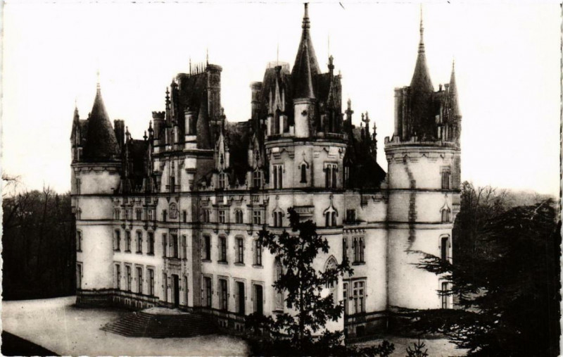 Carte postale ancienne Challain-la-Potherie Le Chateau à Challain-la-Potherie