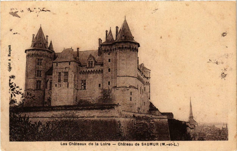 Carte postale ancienne Chateau de Saumur à Saumur