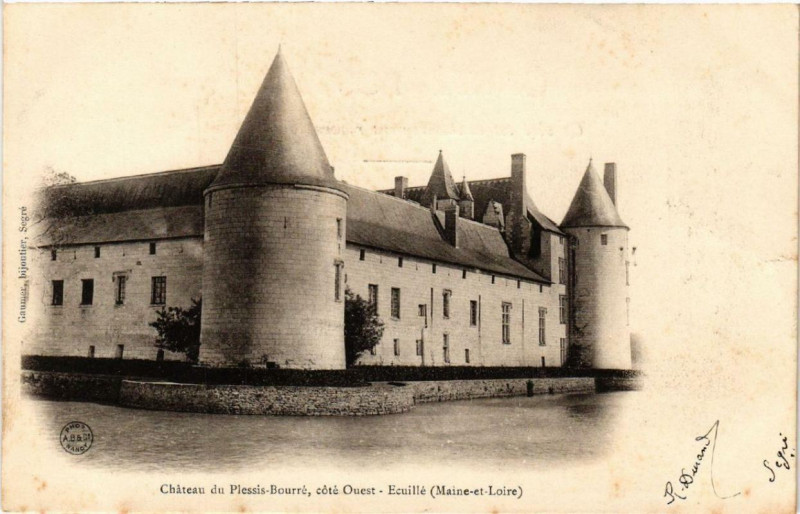 Carte postale ancienne Ecuille Chateau du Plessis-Bourre coté Ouest à Écuillé