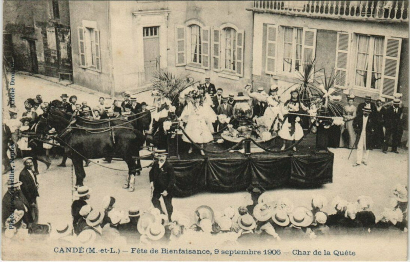 Carte postale ancienne Cande- Fete de Bienfaisance 9 septembre 1906 Char de la Quete à Candé