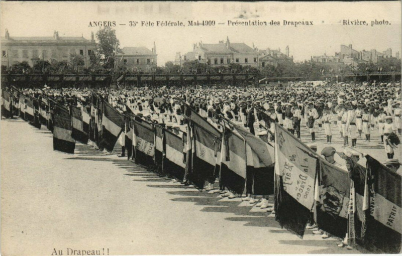 Carte postale ancienne Angers - 33 Fete Federale Mai 1909 à Angers