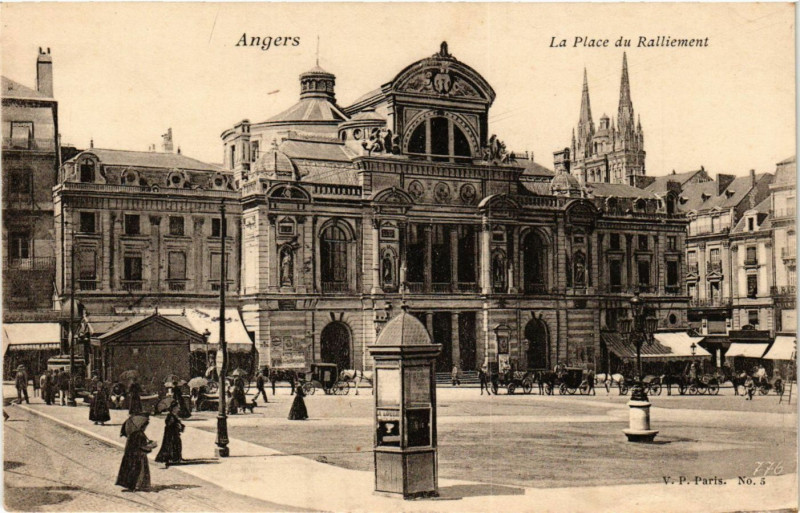 Carte postale ancienne Angers - La Place du Ralliement à Angers
