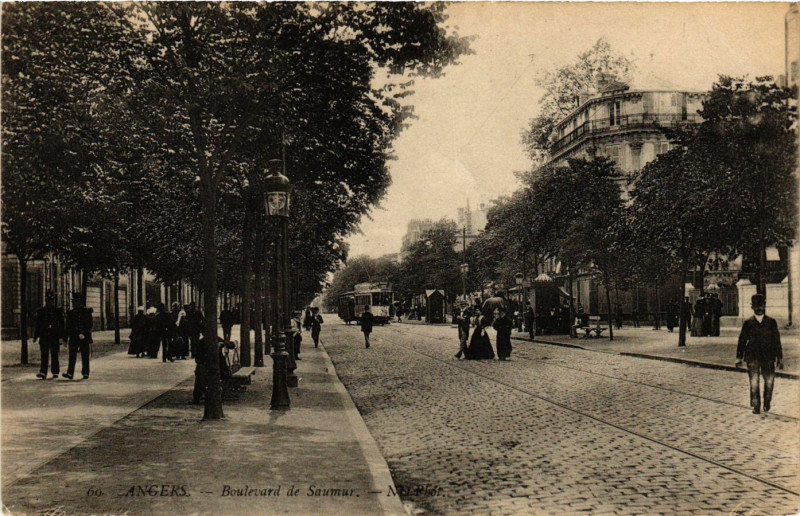 Carte postale ancienne Angers - Boulevard de Saumur à Angers