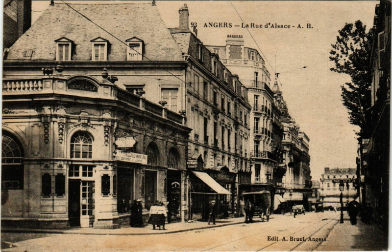 Carte postale ancienne Angers - La Rue d'Alsace à Angers