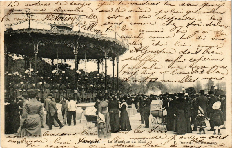 Carte postale ancienne Angers - Le Musique au Mail à Angers