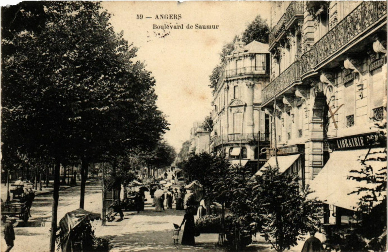 Carte postale ancienne Angers - Boulevard du Saumur à Angers