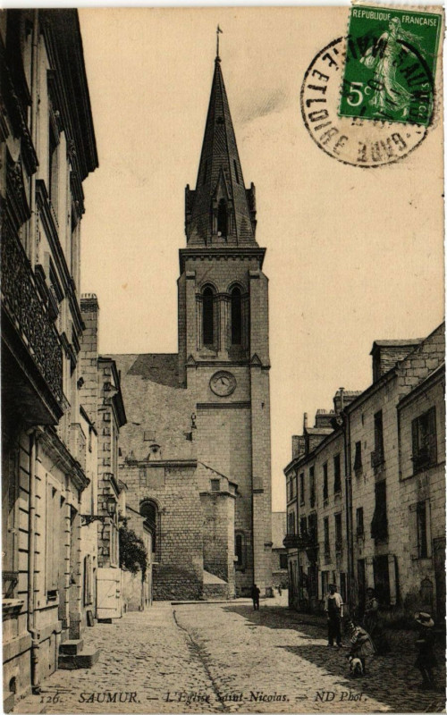Carte postale ancienne Saumur - L'Eglise Saint-Nicolas à Saumur