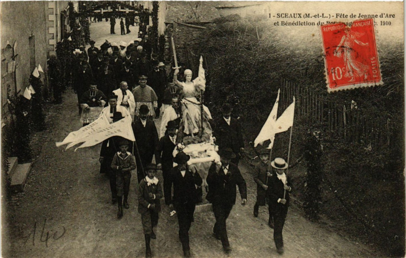 Carte postale ancienne Sceaux - Fete de Jeanne d'Arc et Benediction du 1910