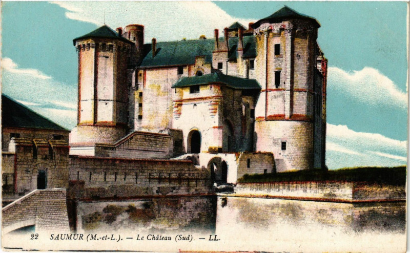 Carte postale ancienne Saumur - Le Chateau à Saumur