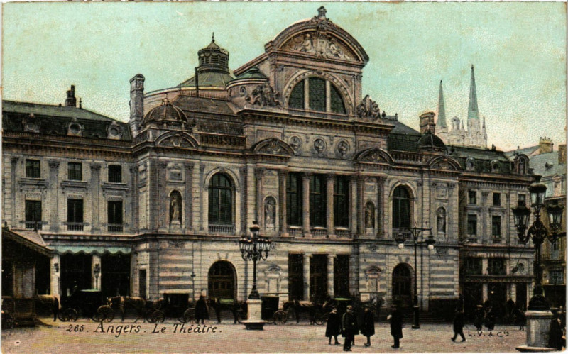 Carte postale ancienne Angers Le Théatre à Angers