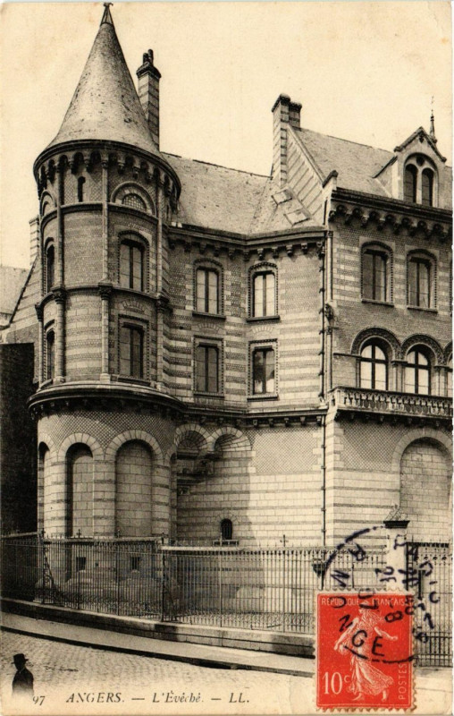 Carte postale ancienne Angers - L'Eveche à Angers