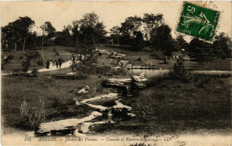 Carte postale ancienne Angers - Jardin des Plantes - Cascade et Riviere Anglaise à Angers