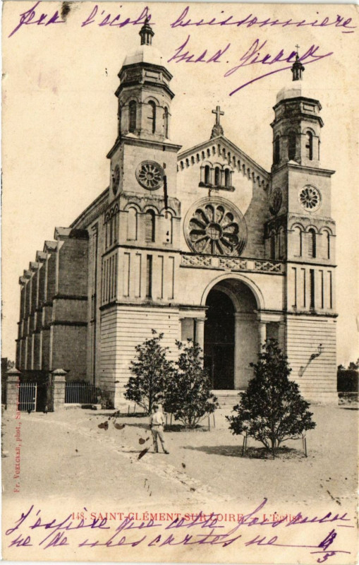Carte postale ancienne Saint-Clement-sur-Loire - L'Eglise à Loiré