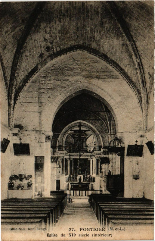 Carte postale ancienne Pontigne - Eglise du Xii siecle (interieur)
