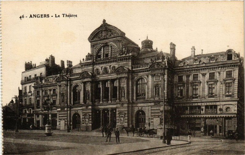 Carte postale ancienne Angers - Le Théatre à Angers