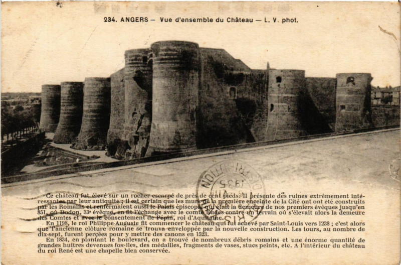 Carte postale ancienne Angers - Vue d'ensemble du Chateau à Angers