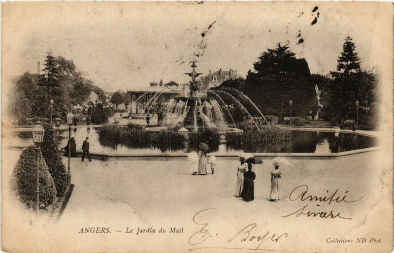 Carte postale ancienne Angers - Le Jardin du Mail à Angers