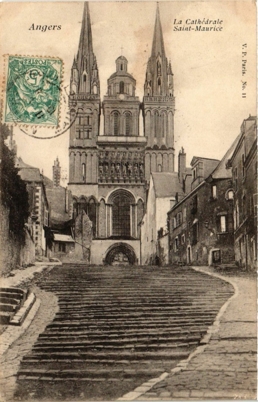 Carte postale ancienne Angers - La Cathédrale Saint-Maurice à Angers