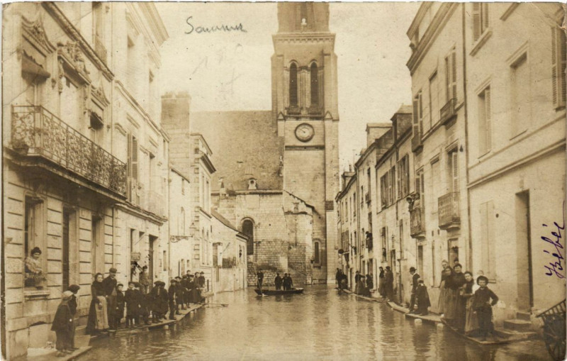 Carte postale ancienne Saumur - Indonation - carte photo à Saumur