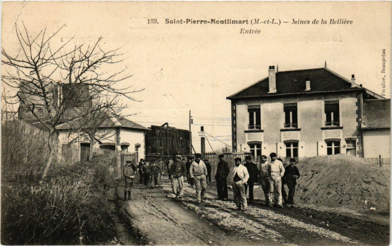 Carte postale ancienne Saint-Pierre-Monlimart - Mines de la Belliere - Entrée