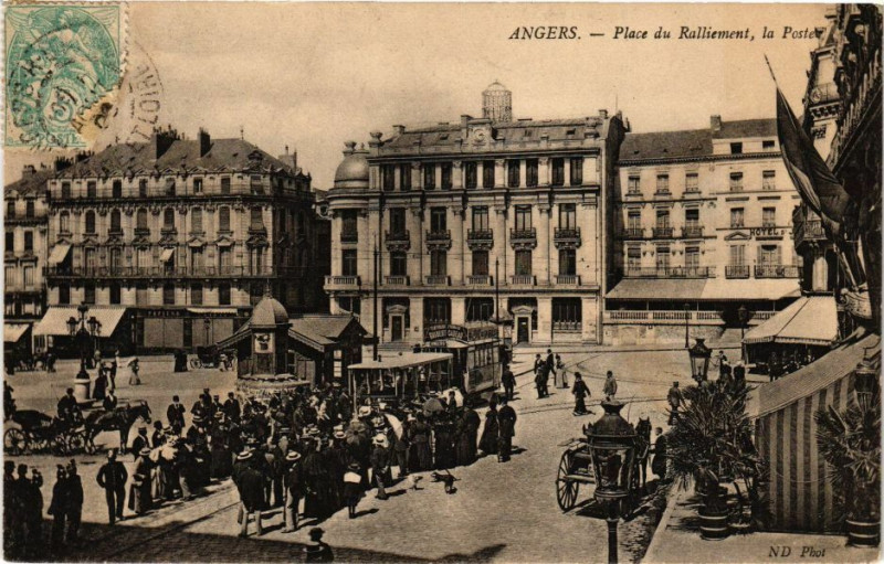 Carte postale ancienne Angers - Plece du Ralliement la Poste à Angers