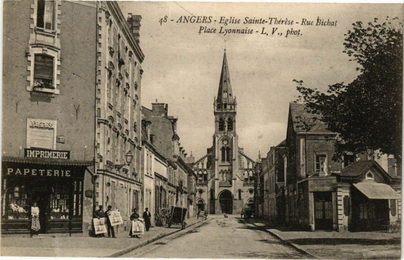 Carte postale ancienne Angers - Eglise Sainte-Therese à Angers