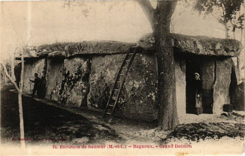 Carte postale ancienne Env. de Saumur - Bagneux à Saumur
