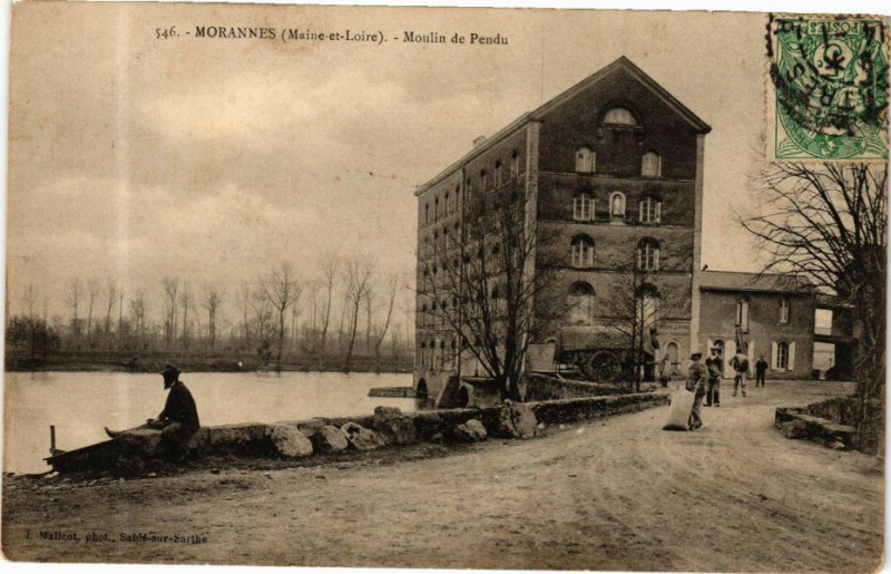 Carte postale ancienne Morannes - Moulin de Pendu
