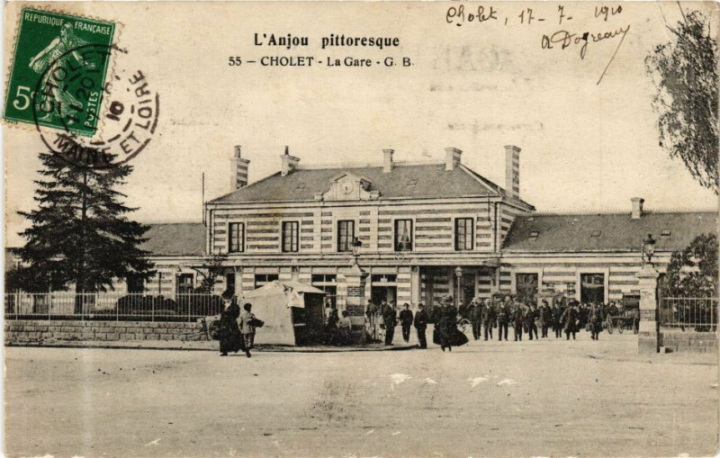 Carte postale ancienne Cholet - La Gare à Cholet