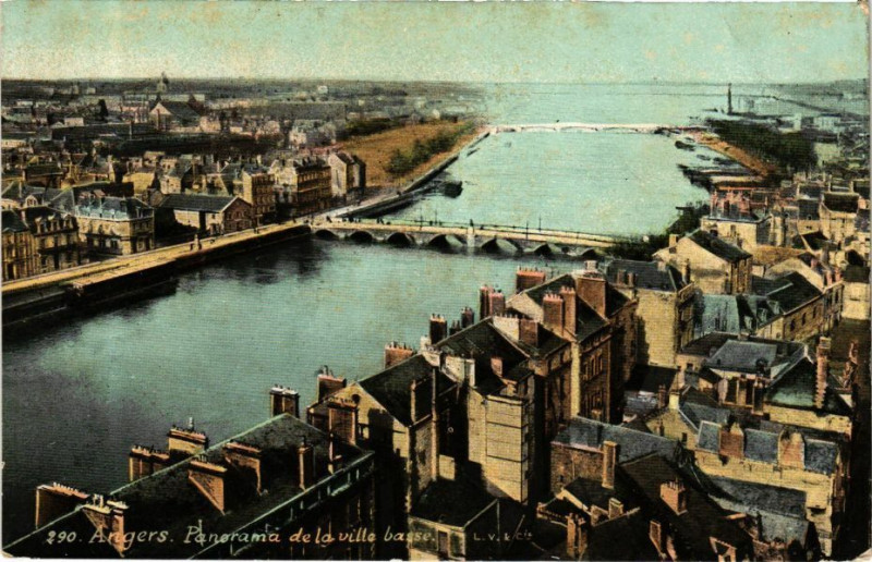 Carte postale ancienne Ed. Aqua 290 Angers Panorama de la Ville basse à Angers