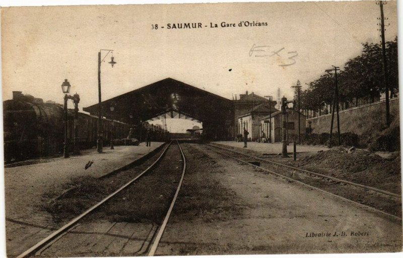Carte postale ancienne Saumur - La Gare d Orleans à Saumur
