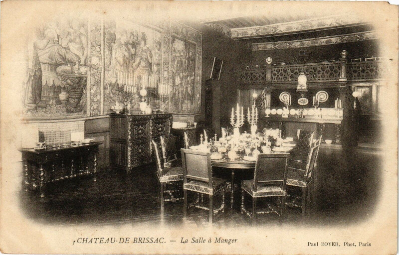 Carte postale ancienne Chateau de Brissac-La Salle a Manger