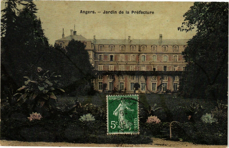 Carte postale ancienne Angers - Jardin de la Prefecture à Angers