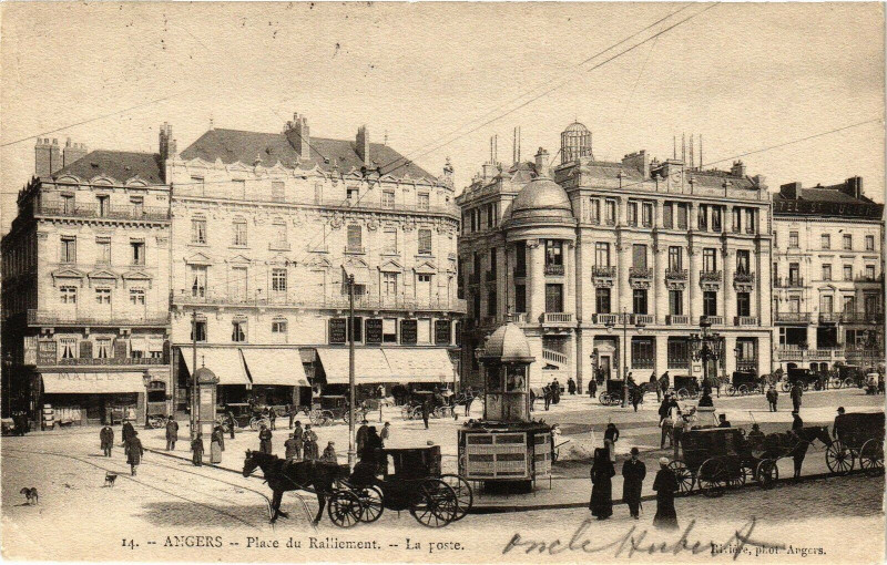 Carte postale ancienne Angers - Place du Ralliement - La poste à Angers