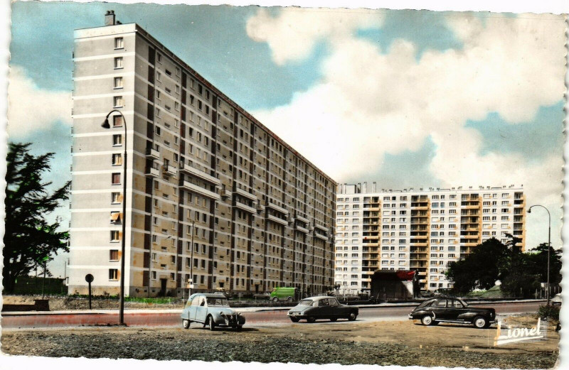 Carte postale ancienne Angers (Maine-et-Loire) La Residence Montroquifu - Architecte à Angers