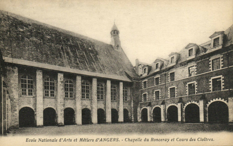 Carte postale ancienne Ecole Nationale d'Arts et Metiers d'Angers Chapelle du Ronceray... à Angers