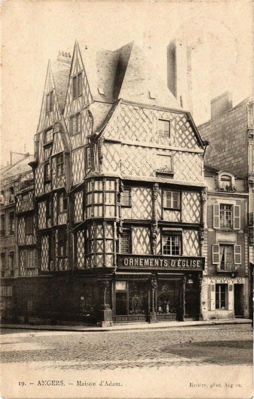 Carte postale ancienne Angers - Maison d'Adam à Angers