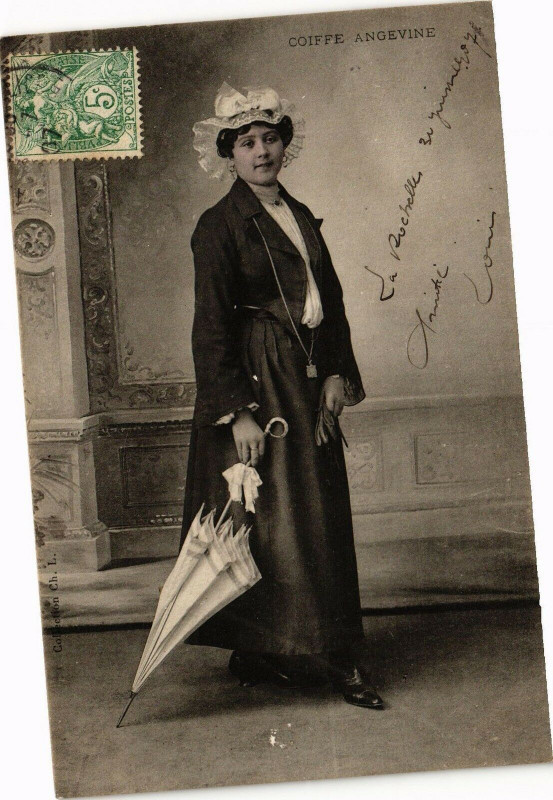 Carte postale ancienne Coiffe Angevine